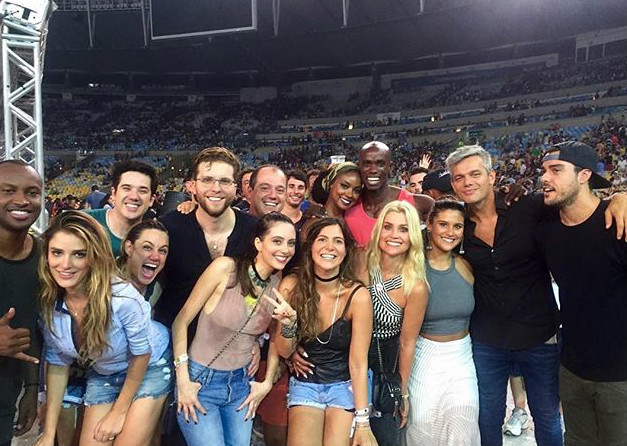 Famosos vão ao show do Coldplay no Rio de Janeiro