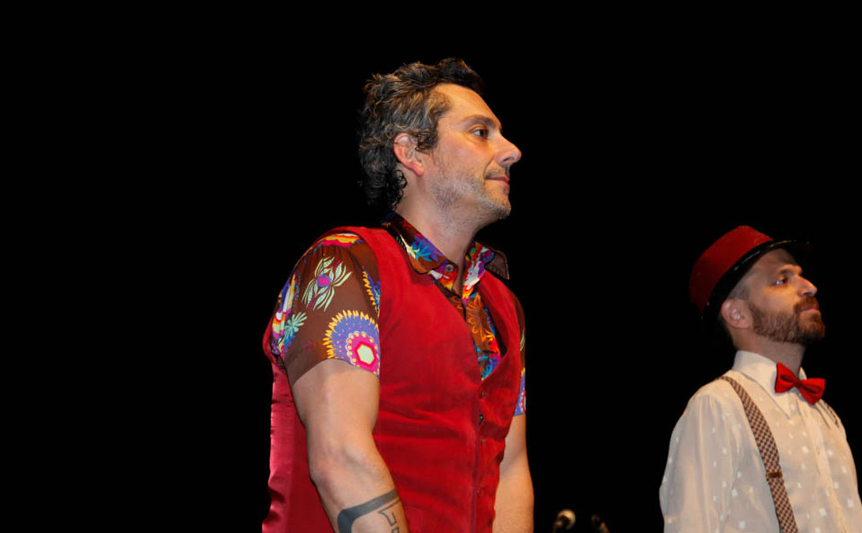 Alexandre Nero faz show em São Paulo