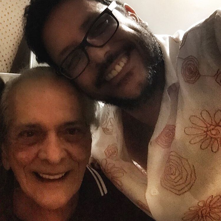 Lúcio Mauro Filho pede que os fãs orem pela melhora do pai!