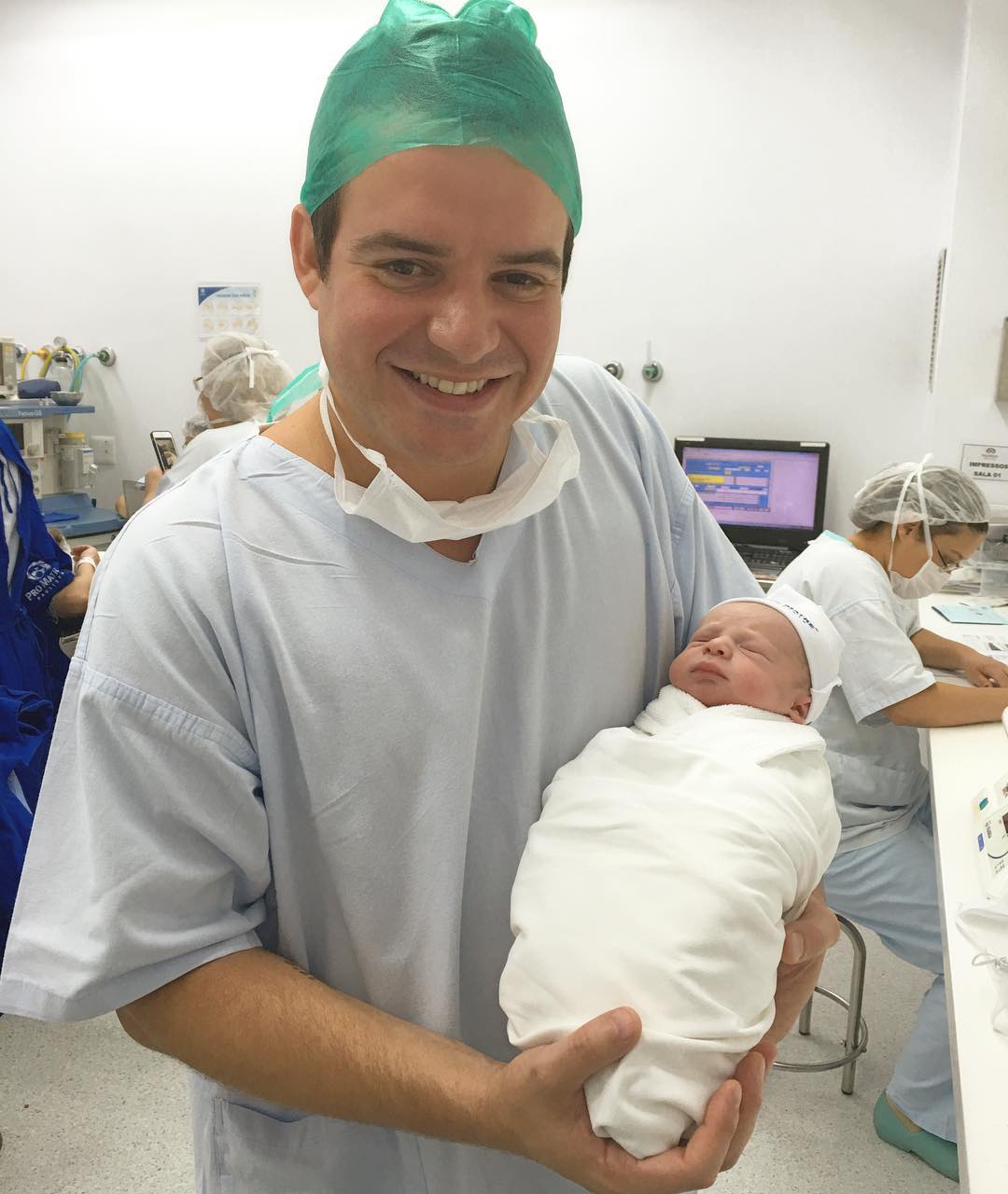 Nasce o filho de Belutti e Thaís Pacholek