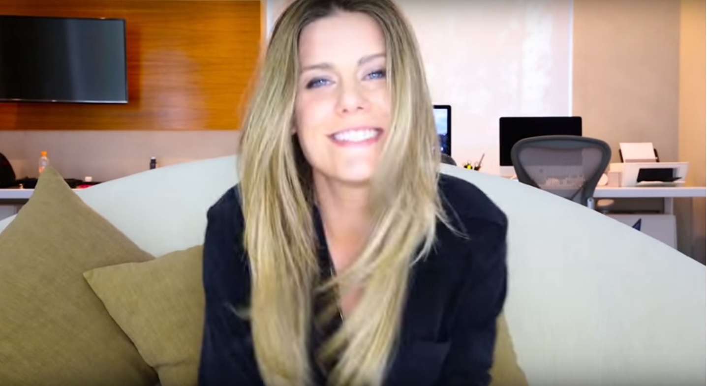 “Eu odeio o meu corpo”, diz Daiana Garbin em vídeo