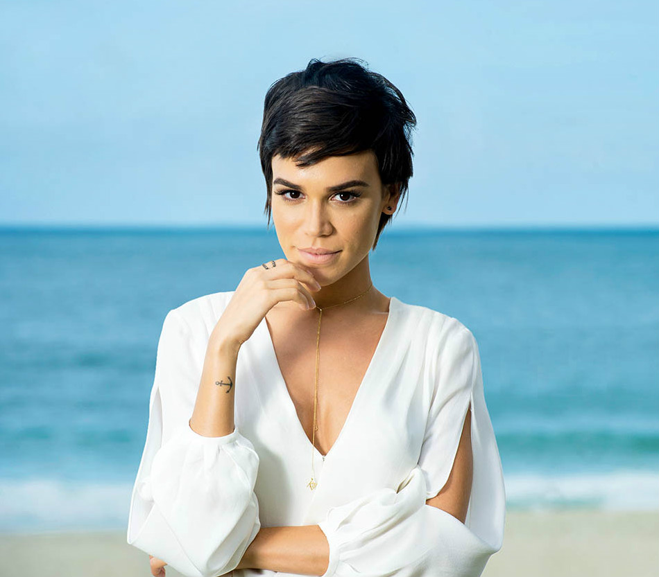 Uma nova Carla Salle