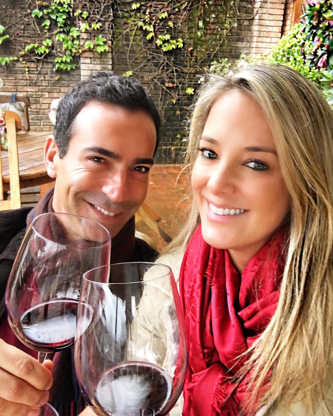 Ticiane Pinheiro e César Tralli passam fim de semana romântico em Campos do Jordão