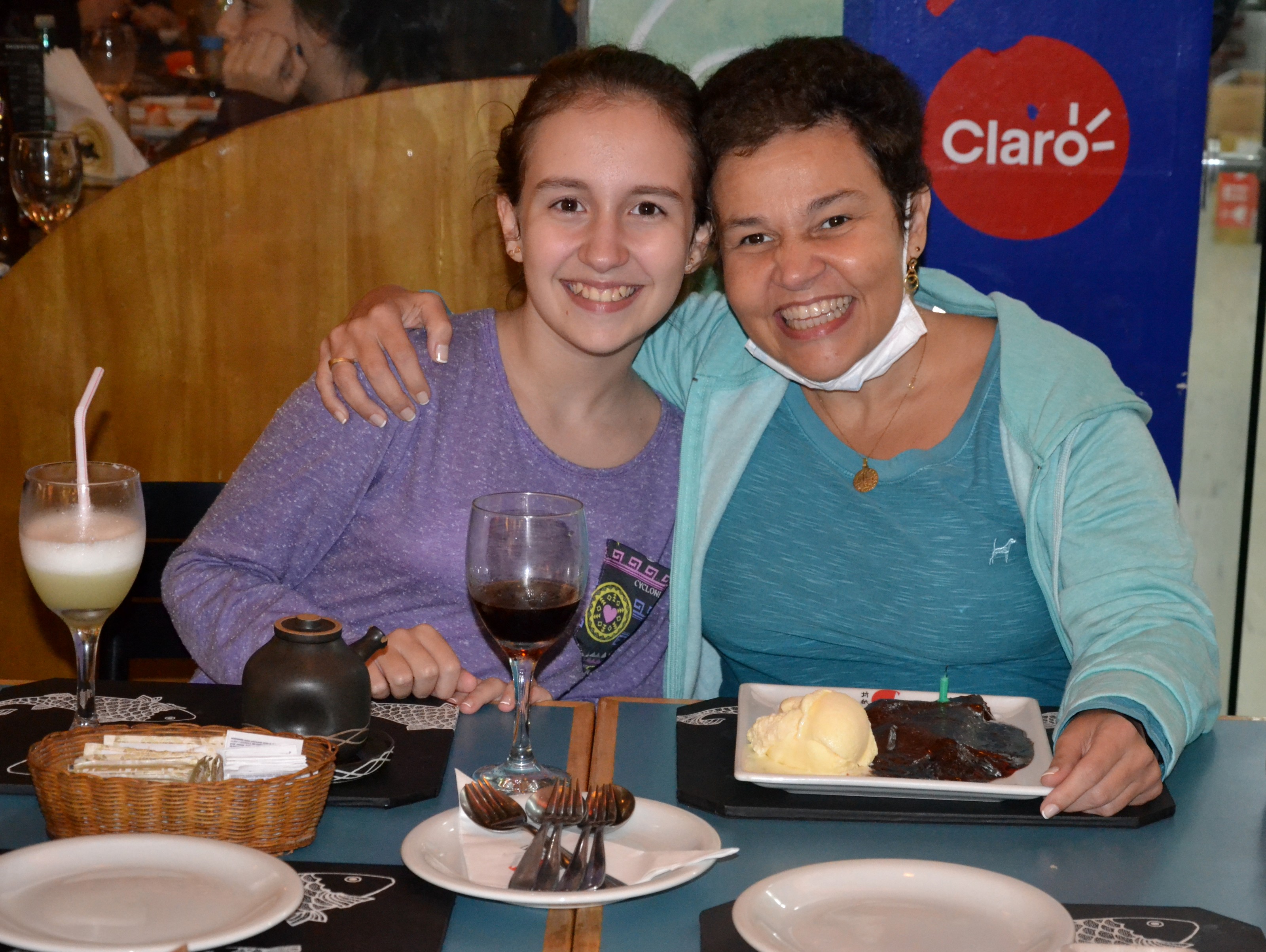 Cláudia Rodrigues comemora aniversário ao lado da filha