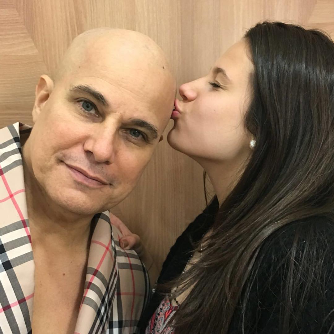 Claudia Raia deseja força ao ex-marido, Edson Celulari