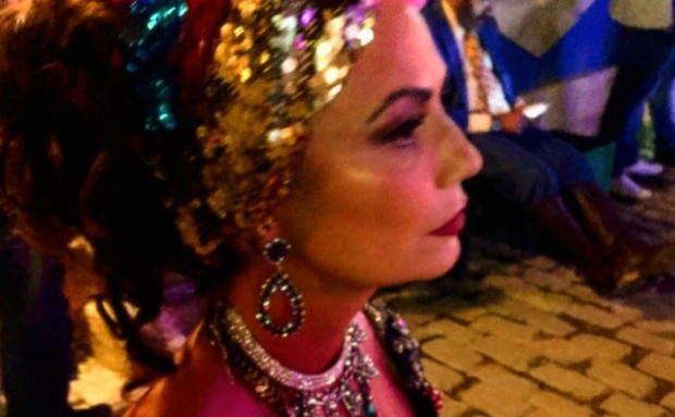 Luiza Brunet agradece apoio após denunciar ex-namorado por agressão