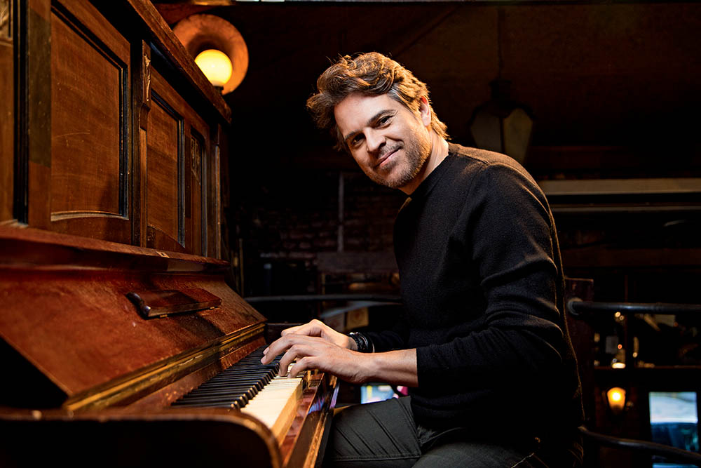 Juan Alba, um romântico dos bons