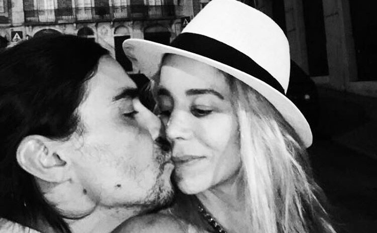 André Gonçalves posta foto com Dani Winits: “Te fazer feliz é o meu propósito”
