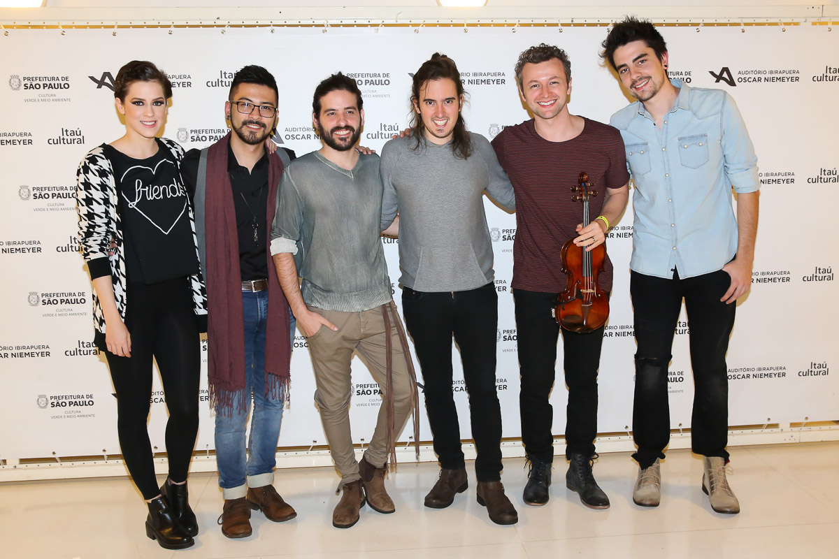 Sophia Abrahão participa de DVD da banda Pagan John