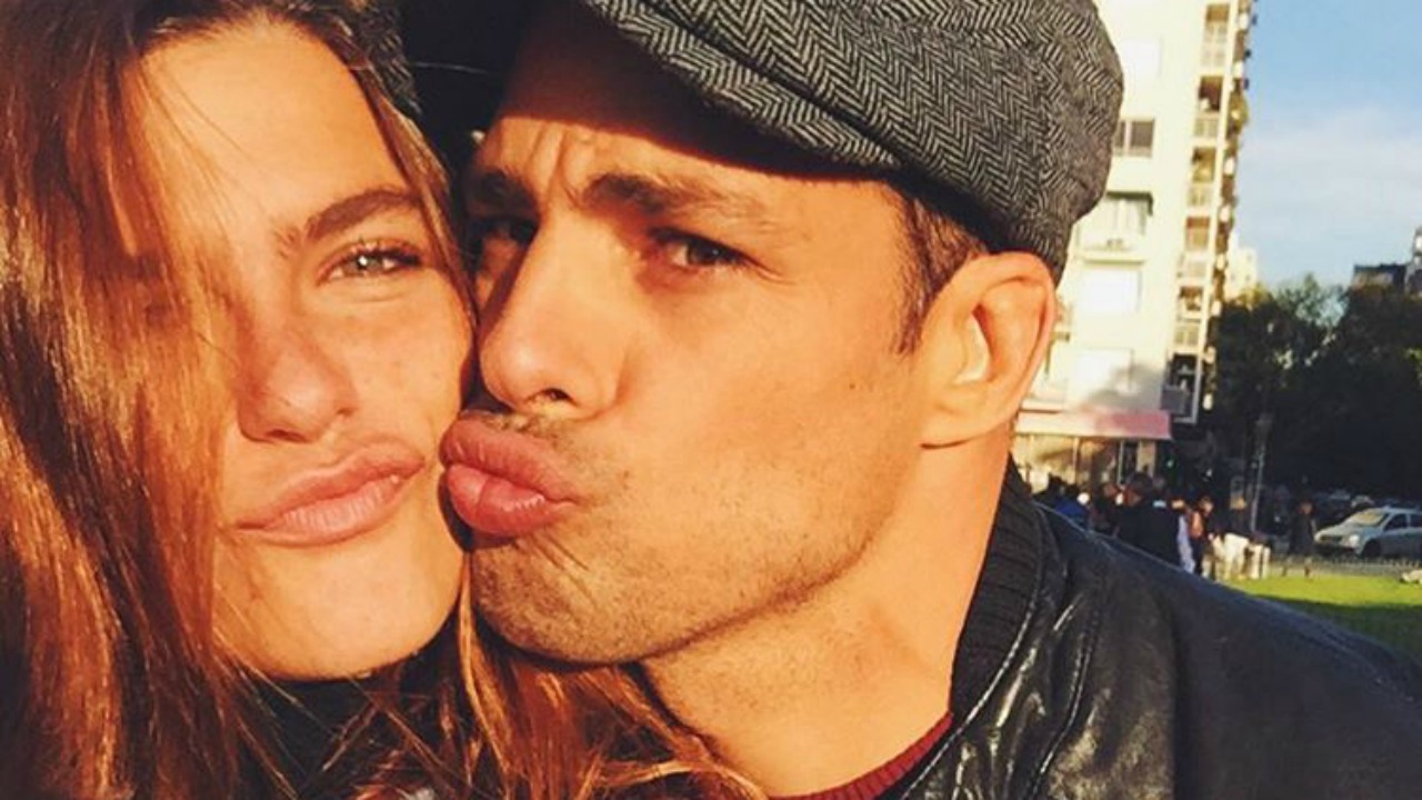 Mariana Goldfarb e Cauã Reymond posam juntos na Argentina