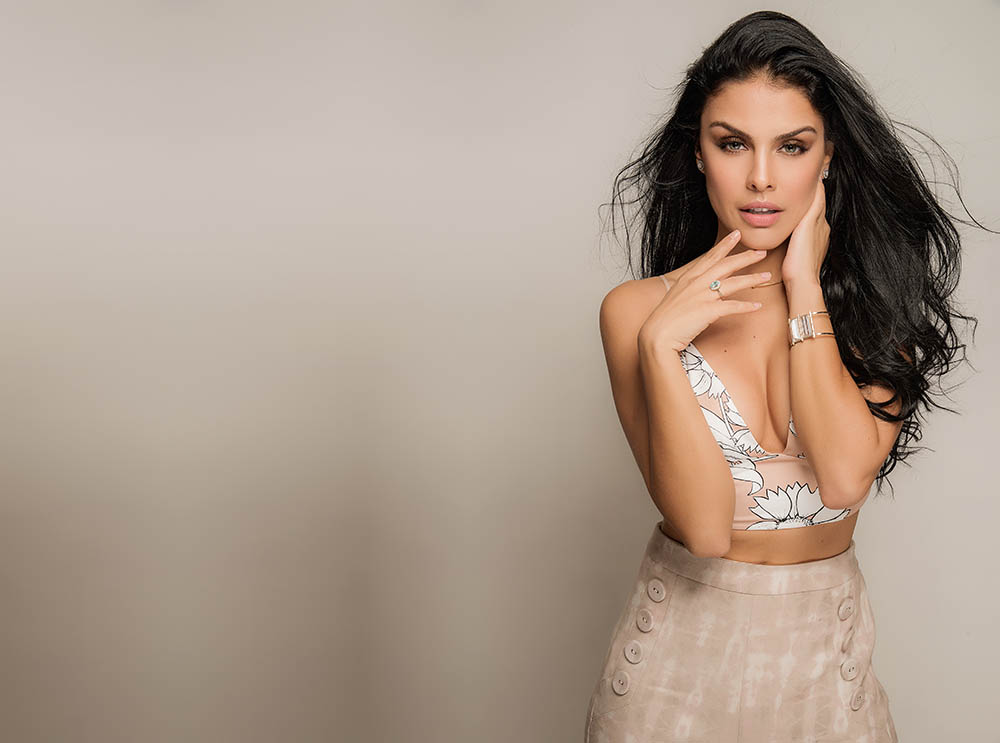 Paloma Bernardi: “Olho para trás e vejo tudo acontecendo no seu tempo”