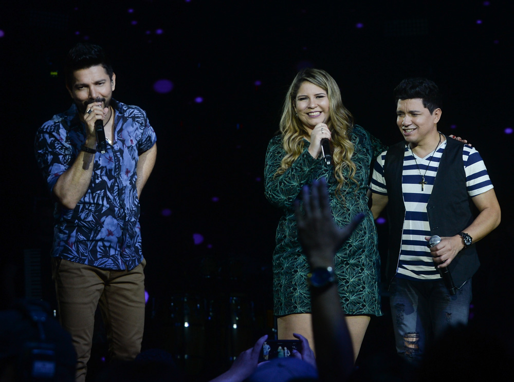 Zé Henrique e Gabriel gravam DVD histórico com estrelas sertanejas
