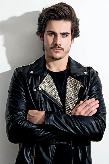 “Gosto de fazer minha parceira feliz”, Nicolas Prattes