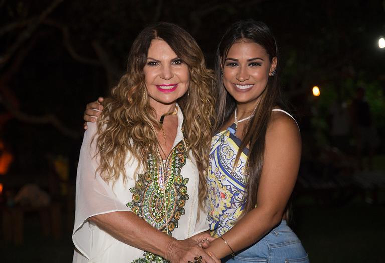 Simone, dupla de Simaria, faz dueto com Elba Ramalho