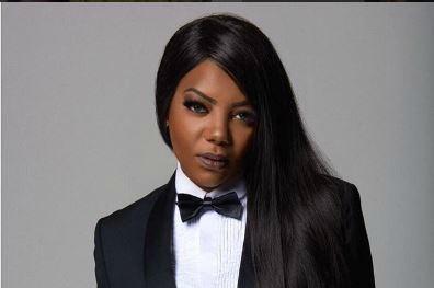 Record TV demite jornalista que ofendeu Ludmilla