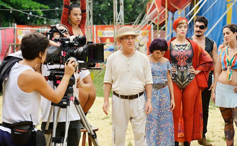 A volta triunfal do circo no filme Os Saltimbancos Trapalhões: Rumo a Hollywood