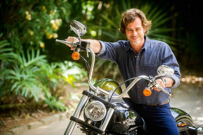 João Vitti: Um padre descolado