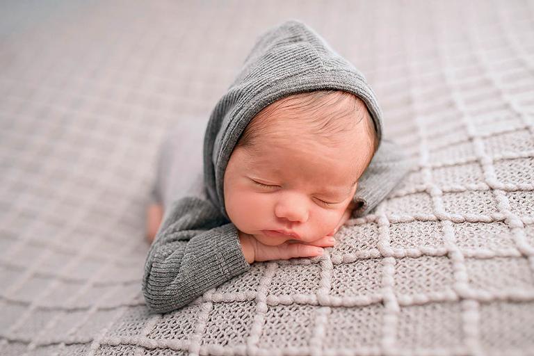 O ensaio newborn de Artur, filho de Kelly Key, é a coisa mais fofa que você vai ver hoje