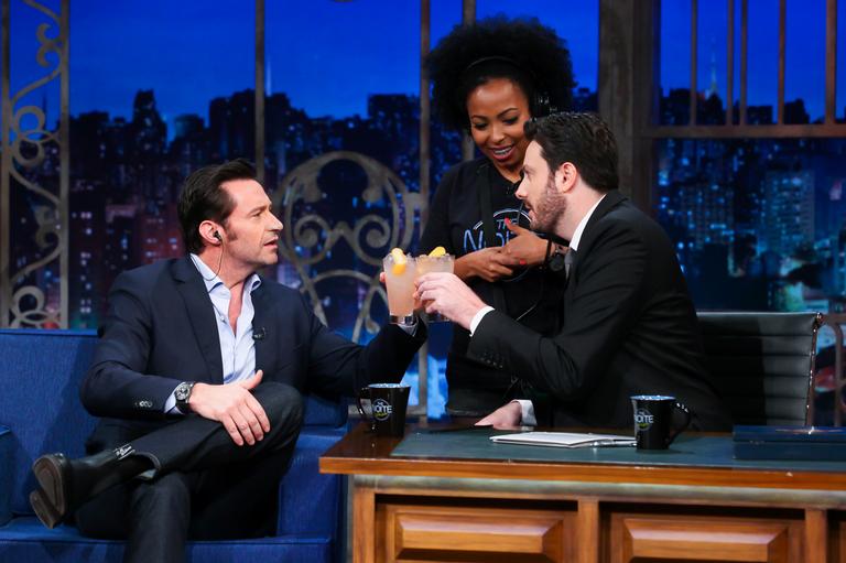 No Brasil, Hugh Jackman grava com Danilo Gentili