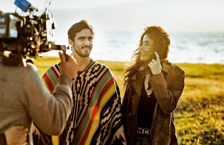 Maria Casadevall e Renato Goés gravam no Chile
