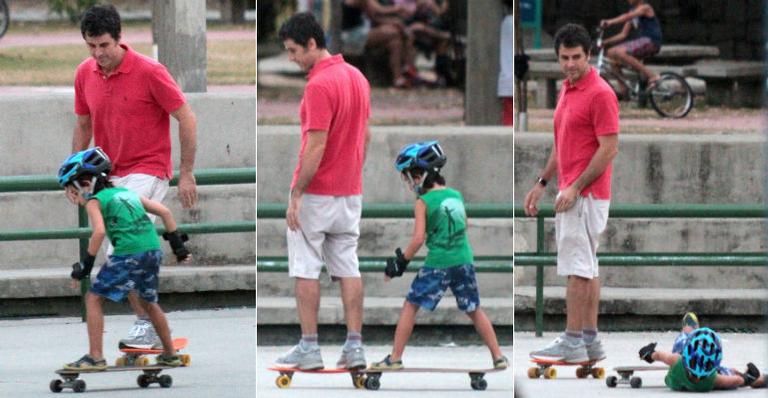 Eriberto Leão se diverte andando de skate com o filho, João