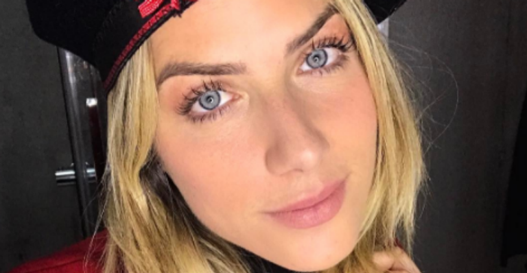 Giovanna Ewbank mostra tatuagem em homenagem a Bruno Gagliasso