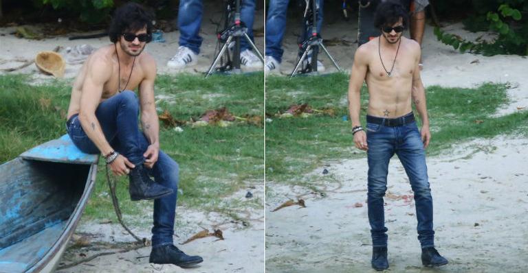 Sem camisa, Fiuk grava cenas de ‘A Força do Querer’ no Rio de Janeiro
