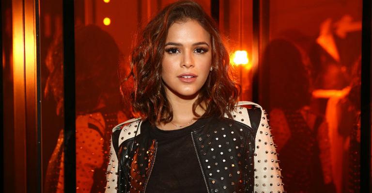Em São Paulo, Bruna Marquezine rouba a cena em evento de moda