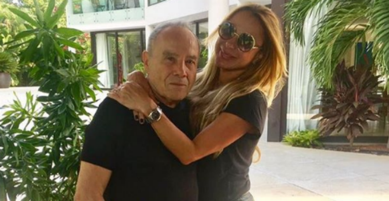 Stênio Garcia pede orações para a mulher, internada por conta de complicações cirúrgicas