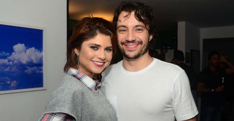 Julianne Trevisol assume romance com o ator Rafael Primot