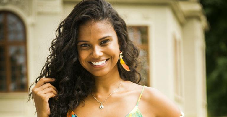 Aline Dias, de ‘Malhação’, anuncia primeira gravidez: “Alegria inexplicável”
