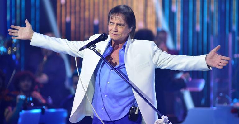 Roberto Carlos faz aniversário! Veja as 10 músicas mais marcantes de sua carreira!