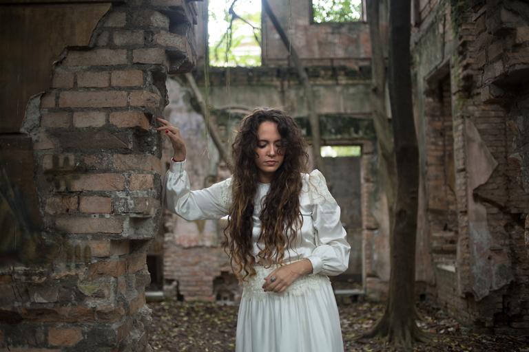 Tiê lança clipe do single ‘Mexeu Comigo’
