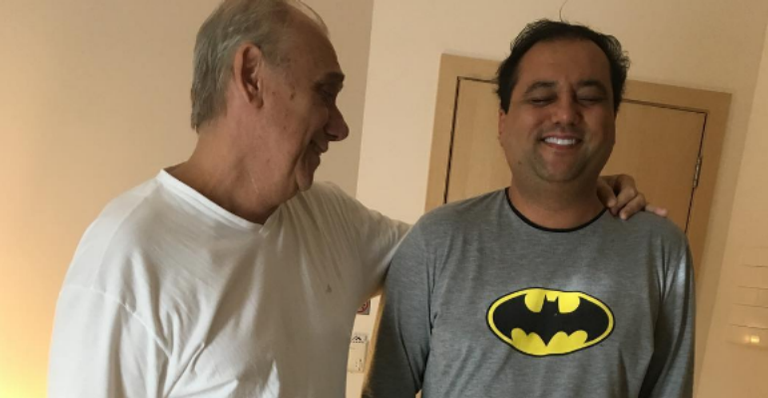 Após descobrir câncer, Marcelo Rezende agradece apoio de Geraldo Luís