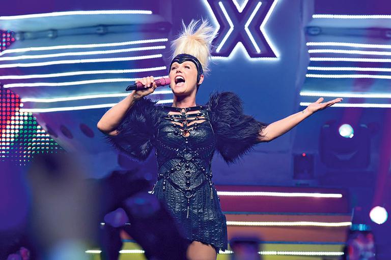 “Como consegui bater recordes com essa voz minúscula?”, reflete Xuxa
