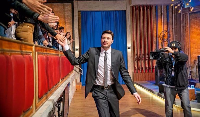Danilo Gentili só quer saber da vida de solteiro
