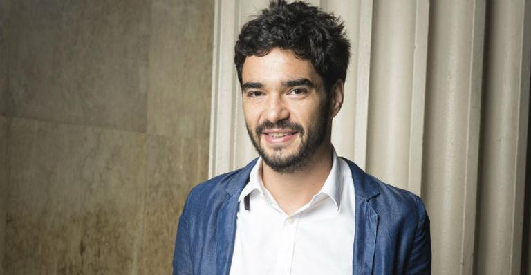 Caio Blat posa ao lado do filho e semelhança impressiona: “Xerox”