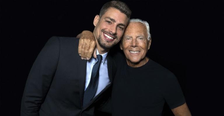Em Milão, Cauã Reymond prestigia desfile do estilista Giorgio Armani