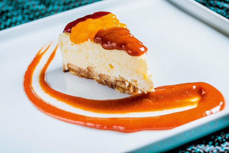 Sábado doce! A pedida é cheesecake com trio de caldas