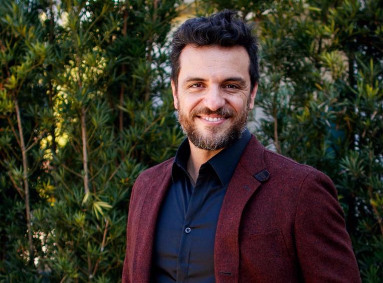 Rodrigo Lombardi: “Meme é que nem chocolate. Você vê um e não para mais”