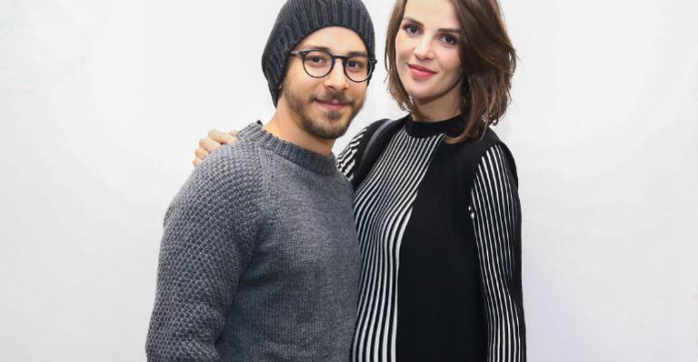 Com Junior Lima, Monica Benini exibe barriguinha da primeira gravidez