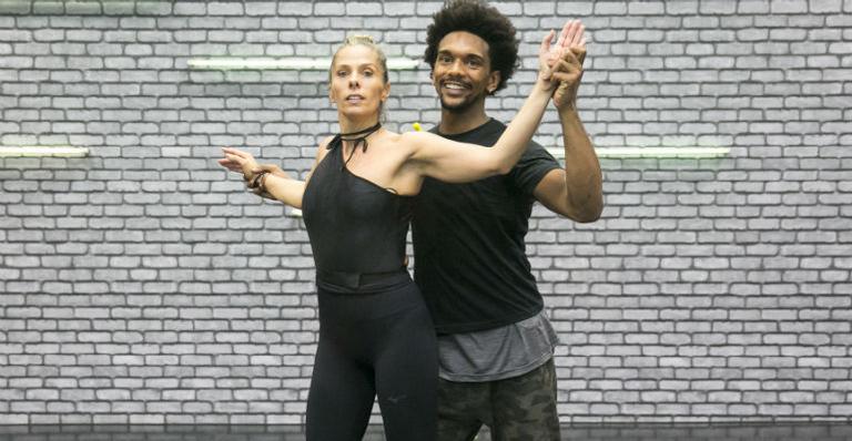 Adriane Galisteu comemora estreia no ‘Dança dos Famosos’: “Desafio incrível”