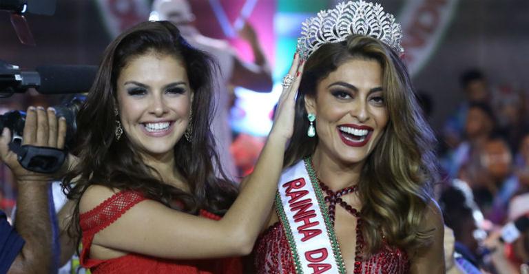 Juliana Paes é coroada rainha de bateria da escola de samba Grande Rio