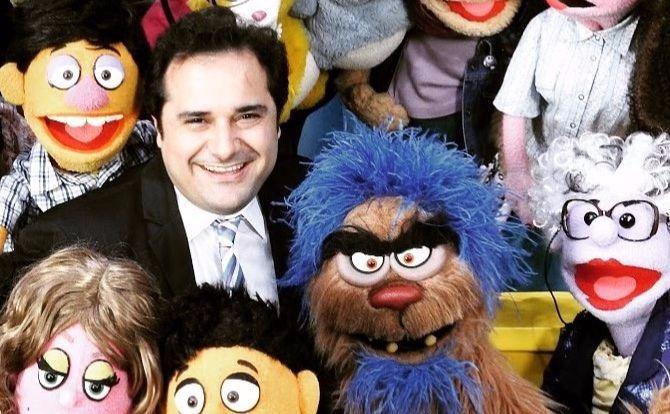 Ex-CQC Warley Santana estreia programa com bonecos na TV Cultura
