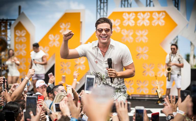Após gravar DVD em Miami, Wesley Safadão volta aos Estados Unidos para nova turnê