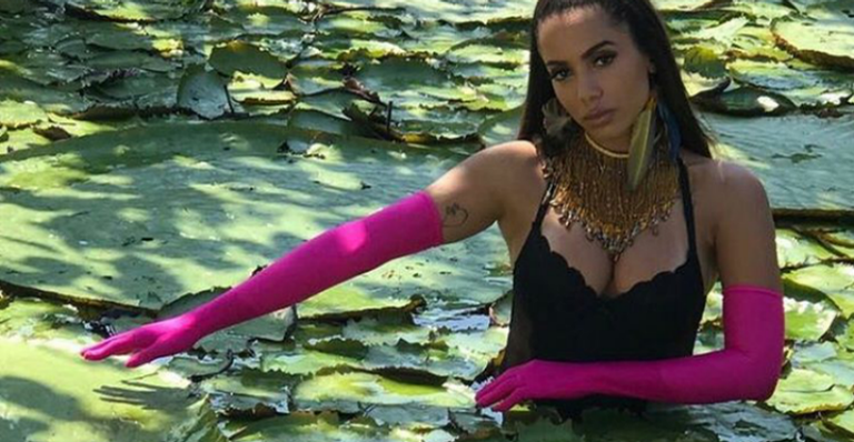Anitta lança novo clipe gravado na Amazônia