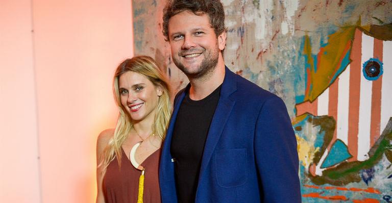 Selton Mello e Carolina Dieckmann protagonizam nova minissérie da Globo