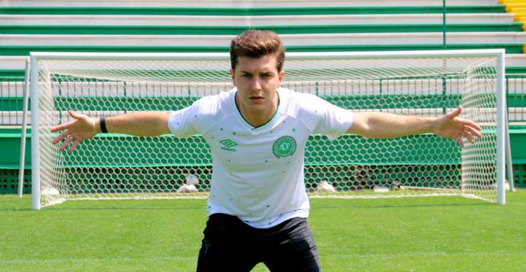 Klebber Toledo vai interpretar Danilo, goleiro da Chapecoense, em filme