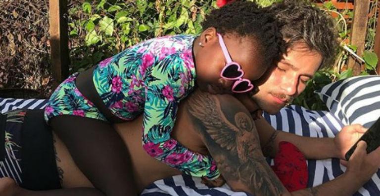 Bruno Gagliasso posta foto da filha e se declara: “Minha vida, minha rainha”