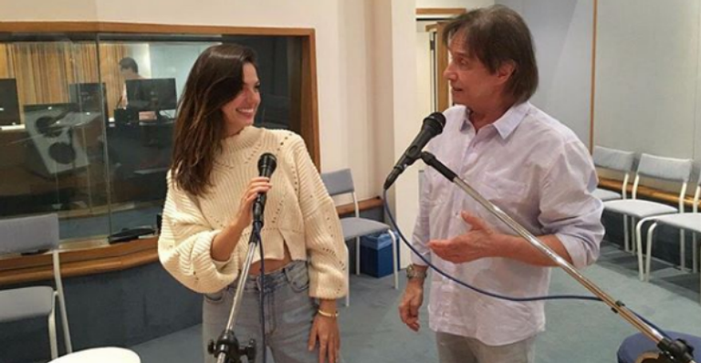 Isis Valverde vai cantar com Roberto Carlos no especial de fim de ano